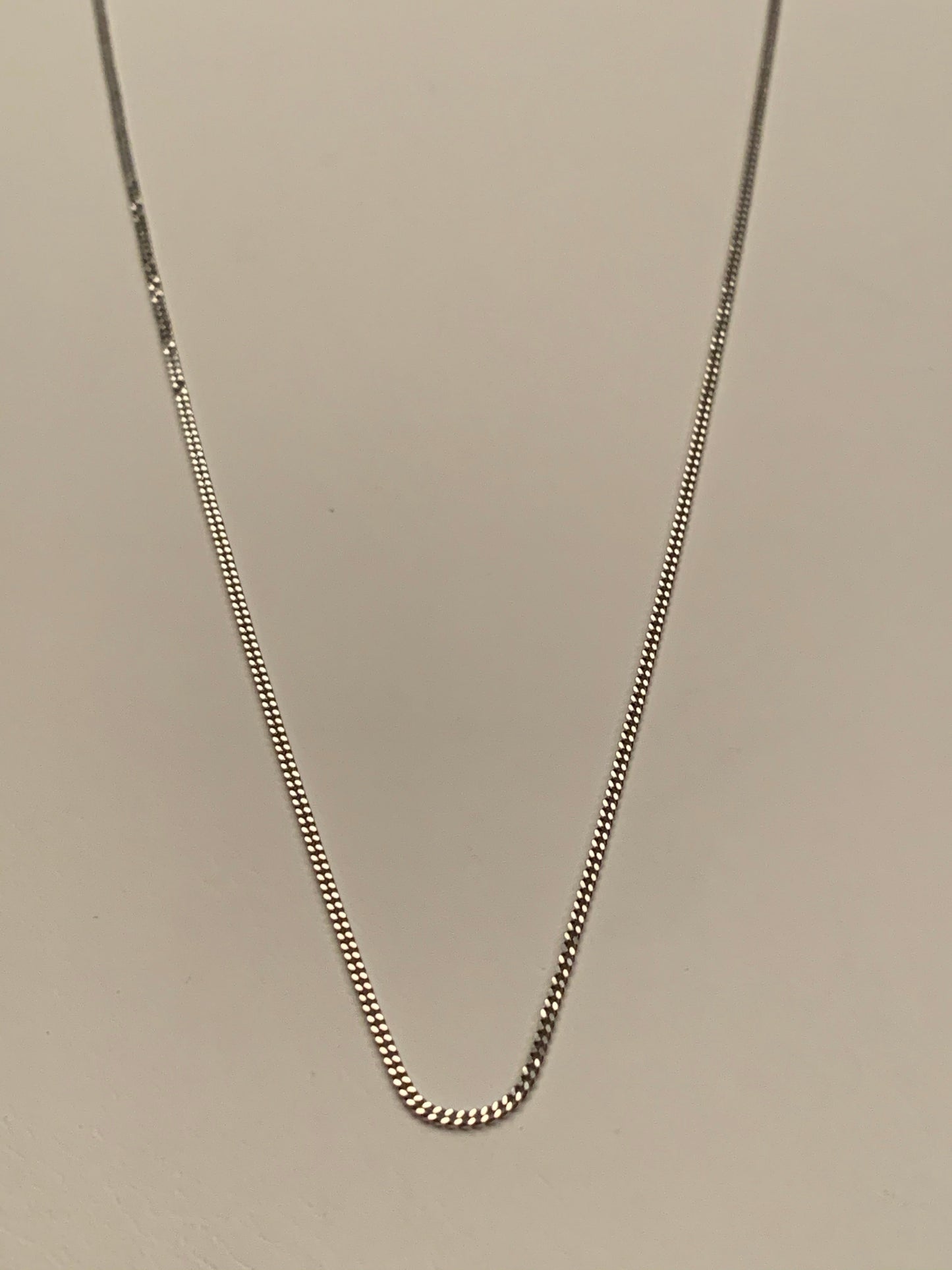 14K White Gold Curb Pendant Chain
